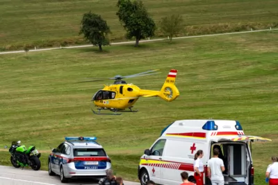 Motorradunfall auf der Hansberg Landesstraße: C10 im Einsatz A7406631-2400.jpg