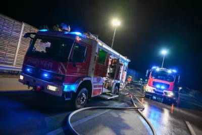 PKW-Brand auf der A1 Westautobahn führt zu Verzögerungen FOKE-2024080323045585-096.jpg