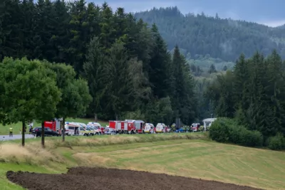 Frontalkollision auf der B126 kurz vor dem Grenzübergang Weigetschlag 001-MG8690.jpg