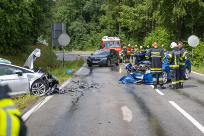 Frontalkollision auf der B126 kurz vor dem Grenzübergang Weigetschlag 002-MG8692.jpg