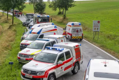 Frontalkollision auf der B126 kurz vor dem Grenzübergang Weigetschlag 015-MG8747.jpg