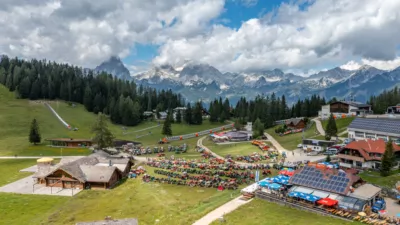 250 Oldtimer - Traktorhimmelfahrt auf der Höss zur Lögerhüttn DJI-0002-2.jpg