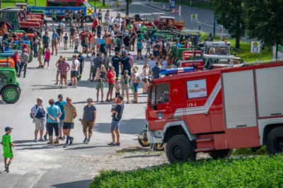 250 Oldtimer - Traktorhimmelfahrt auf der Höss zur Lögerhüttn DSC-7465.jpg