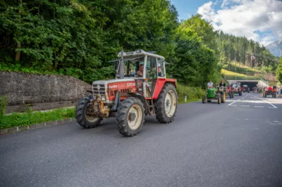 250 Oldtimer - Traktorhimmelfahrt auf der Höss zur Lögerhüttn DSC-7556.jpg