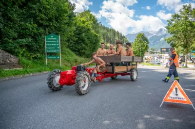 250 Oldtimer - Traktorhimmelfahrt auf der Höss zur Lögerhüttn DSC-7709.jpg