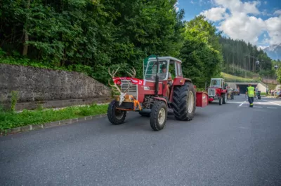 250 Oldtimer - Traktorhimmelfahrt auf der Höss zur Lögerhüttn DSC-7747.jpg