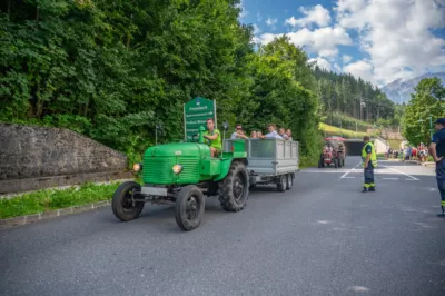 250 Oldtimer - Traktorhimmelfahrt auf der Höss zur Lögerhüttn DSC-7825.jpg