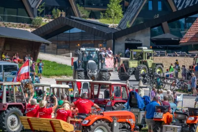 250 Oldtimer - Traktorhimmelfahrt auf der Höss zur Lögerhüttn DSC-7978.jpg