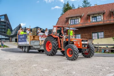 250 Oldtimer - Traktorhimmelfahrt auf der Höss zur Lögerhüttn DSC-8028.jpg