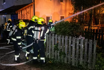 Vollbrand eines landwirtschaftlichen Nebengebäudes in Fraham BAYER-AB-013.jpg