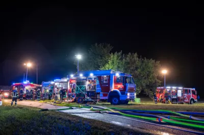 Brand auf landwirtschaftlichem Betrieb in Kefermarkt BRANDSTAETTER-20240813-28.jpg