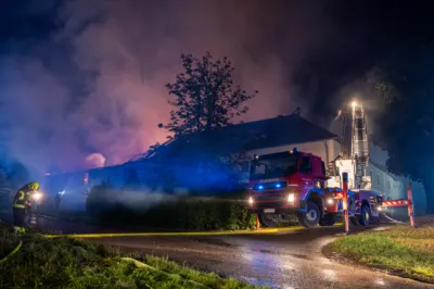 Brand auf landwirtschaftlichem Betrieb in Kefermarkt BRANDSTAETTER-20240813-33.jpg