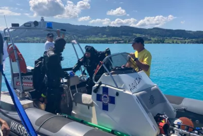 Wasserrettung hebt wertvolles Holzboot aus 130 Meter Tiefe 2024-08-17-Bootsbergung-Attersee-04.jpg