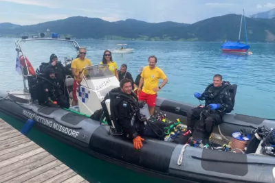 Wasserrettung hebt wertvolles Holzboot aus 130 Meter Tiefe 2024-08-17-Bootsbergung-Attersee-06.jpg