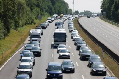 Verkehrsunfall auf der Westautobahn: 4 Fahrzeuge und 13 Personen beteiligt foke-109410.jpg