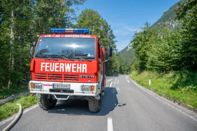 Gebäudebrand in Hinterstoder fordert Einsatz von vier Feuerwehren DSC-9672.jpg