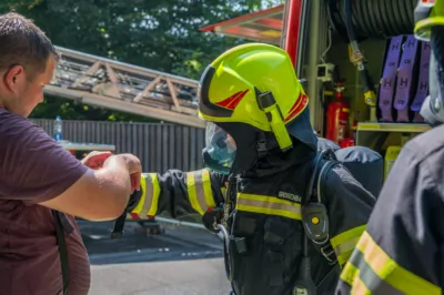 Gebäudebrand in Hinterstoder fordert Einsatz von vier Feuerwehren DSC-9676.jpg