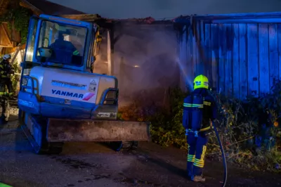 Feuerwehreinsatz bei Brand eines überdachten Misthaufens im Kremstal DSC-9849.jpg