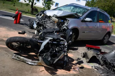 Verkehrsunfall in Wolfern - Motorradfahrer schwer verletzt FOKE-2024090712588225-010.jpg