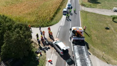 Verkehrsunfall in Wolfern - Motorradfahrer schwer verletzt FOKE-202409071315-045.jpg