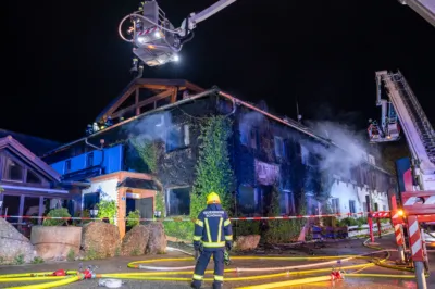 Brand in Schönau im Mühlkreis zerstört Asylunterkunft BRANDSTAETTER-20240910-97.jpg