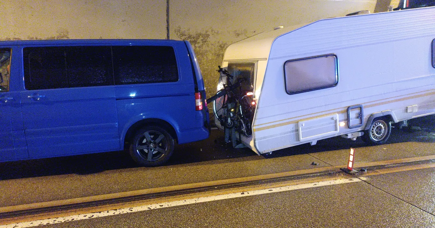 Titelbild: Verkehrsunfall im Tunnel Kremsursprung