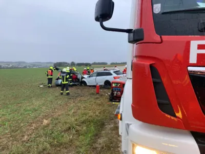 Schwerer Verkehrsunfall bei Regen – Drei Personen verletzt WhatsApp-Image-2024-09-12-at-19-01-59-2.jpg