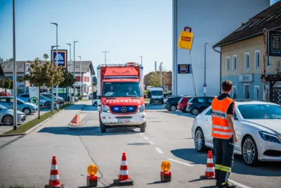 Verkehrsunfall in Gallneukirchen: Feuerwehren im Einsatz zur Bergung eines verunglückten Fahrzeugs VU-Gallneukirchen-21-09-2024-11.jpg