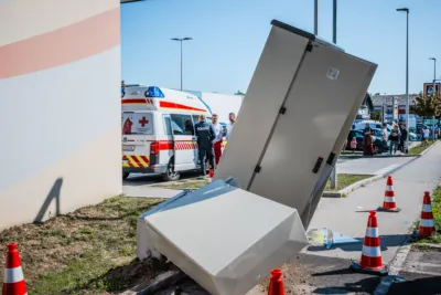 Verkehrsunfall in Gallneukirchen: Feuerwehren im Einsatz zur Bergung eines verunglückten Fahrzeugs VU-Gallneukirchen-21-09-2024-2.jpg