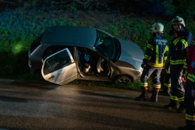 PKW kollidiert in Molln mit LKW - Eine Person verletzt DSC-1216.jpg