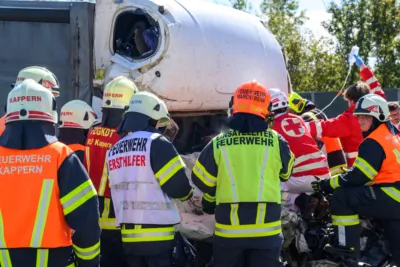 Schwerer Verkehrsunfall auf der A25 bei Marchtrenk West FOKE-2024092513334938-054.jpg