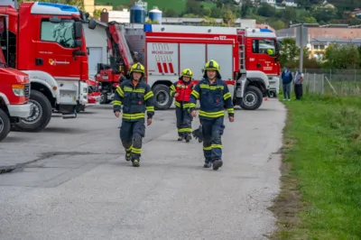 PKW kollidiert mit Zug DSC-1605.jpg