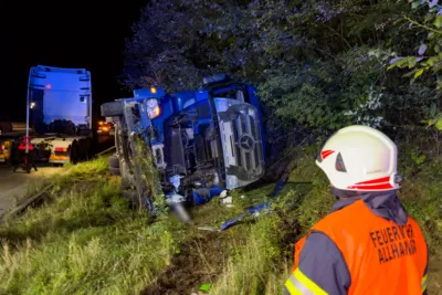 Zwischenfall bei Abschleppvorgang auf der A1 Westautobahn FOKE-2024100319505507-005.jpg