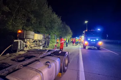 Zwischenfall bei Abschleppvorgang auf der A1 Westautobahn FOKE-2024100319535522-020.jpg