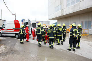 Arbeitsunfall - Gerüst stürzte auf Bauarbeiter _DS_9446.jpg