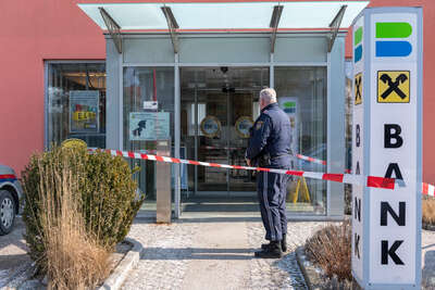 Banküberfall im Kronstorf - Täter gefasst foke_20180228_123028.jpg