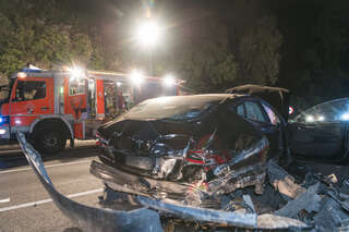 17-jähriger baute mit Tesla schweren Unfall foke_20180818_043439.jpg