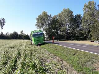 Sperre der B1 wegen Fahrzeugbergung IMG-20180917-WA0015.jpg