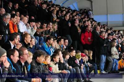 Ausgleich im vierten Spiel: Rückspiel am Ostersonntag in Salzburg foto-kerschi_01-04-2010_eishockeyliga__04.jpg