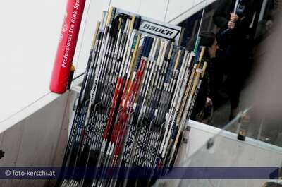 Ausgleich im vierten Spiel: Rückspiel am Ostersonntag in Salzburg foto-kerschi_01-04-2010_eishockeyliga__34.jpg