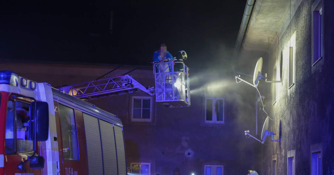 Brand am heiligen Abend: 6 Personen gerettet