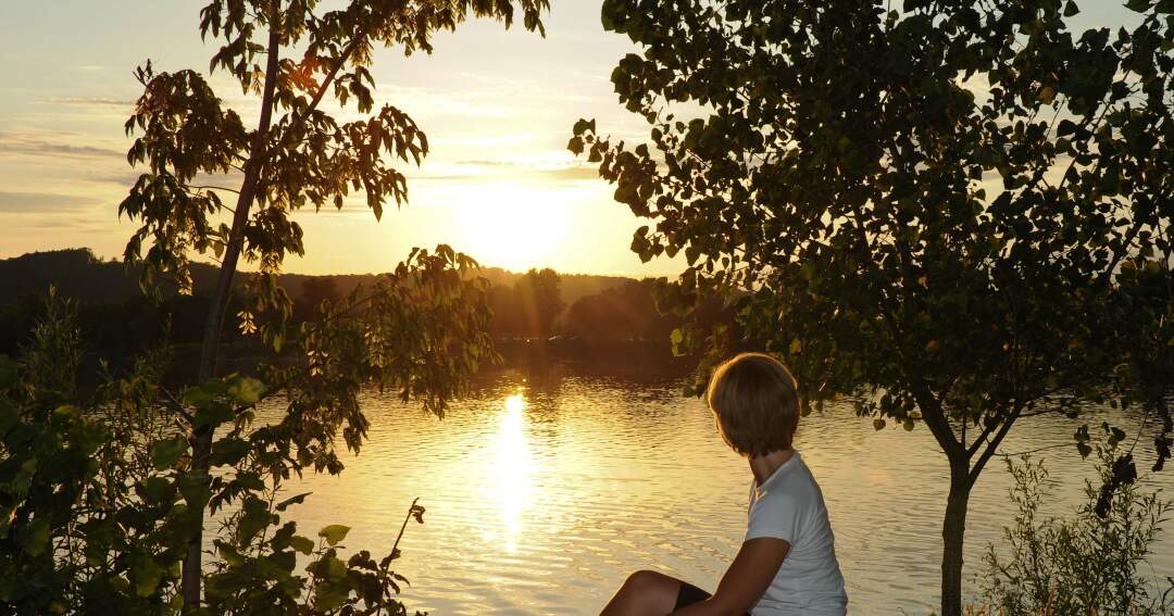 Titelbild: Sonnenuntergang am Pichlingersee