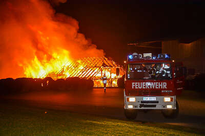 Großbrand in Herzogsdorf FOKE-202203162028-006.jpg