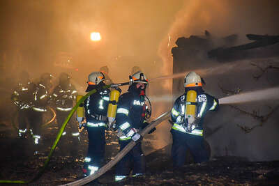 Großbrand in Herzogsdorf FOKE-202203162102-068.jpg