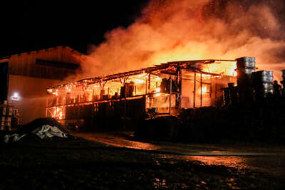 Großbrand in Herzogsdorf KASTNER-2022031621054259-012.jpg