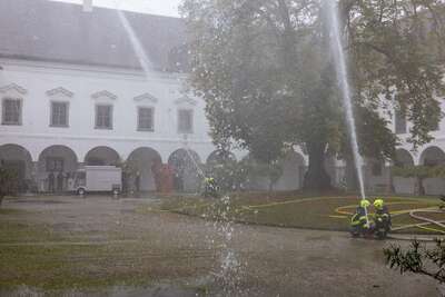 Abschnittsübung Schloss Tillysburg HDR32378.jpg