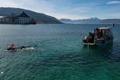 Archäologische Tauchgänge am Attersee DJI-0756.jpg