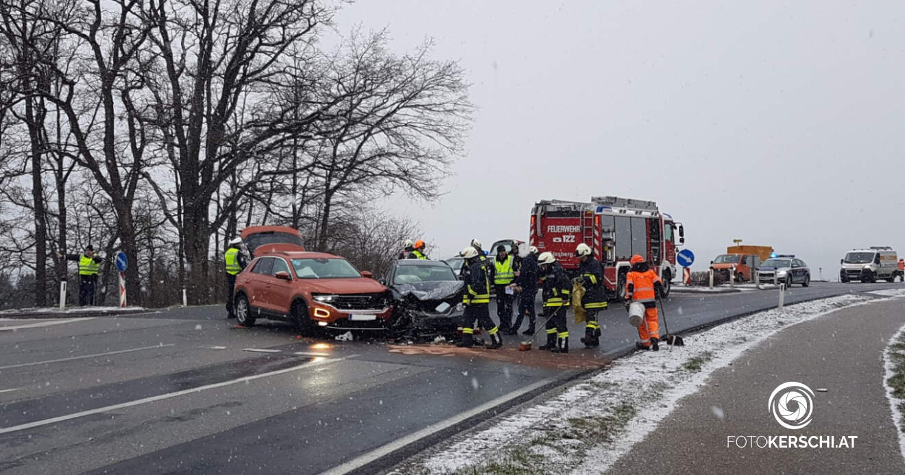 Verkehrsunfall auf der Kefermarkter-Kreuzung