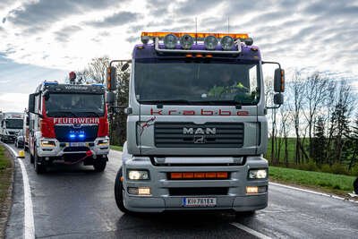 Tödliche Frontalkollision mit LKW in Voitsdorf DSC-7647.jpg