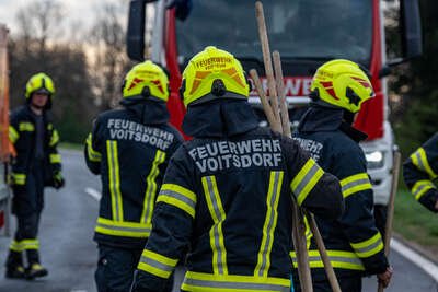 Tödliche Frontalkollision mit LKW in Voitsdorf DSC-7698.jpg